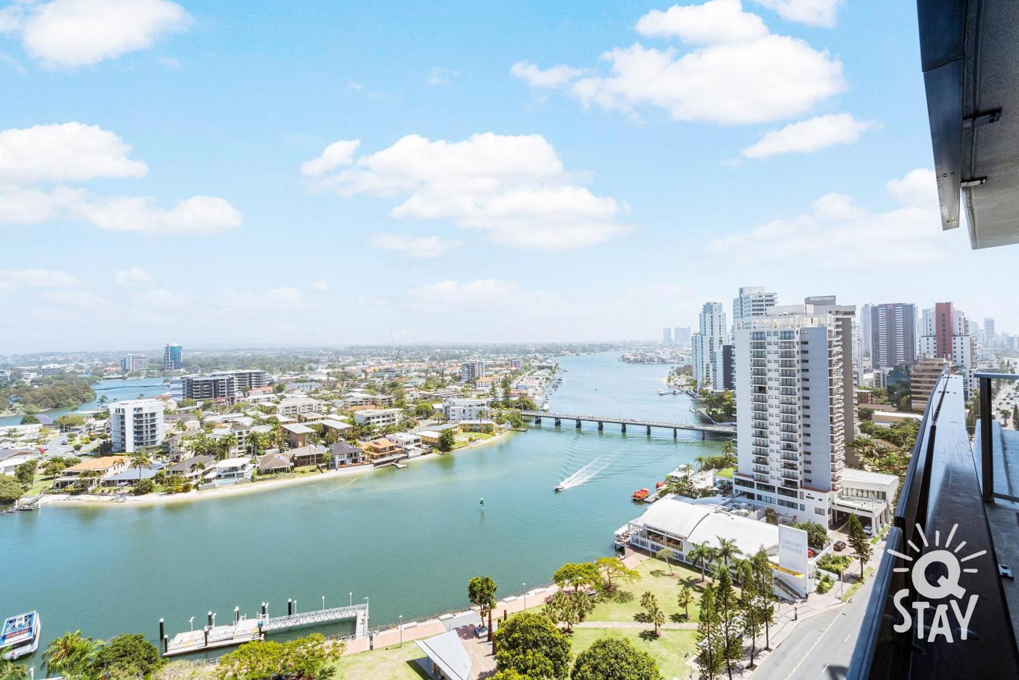 Apartment Private At Circle On Cavill - Q