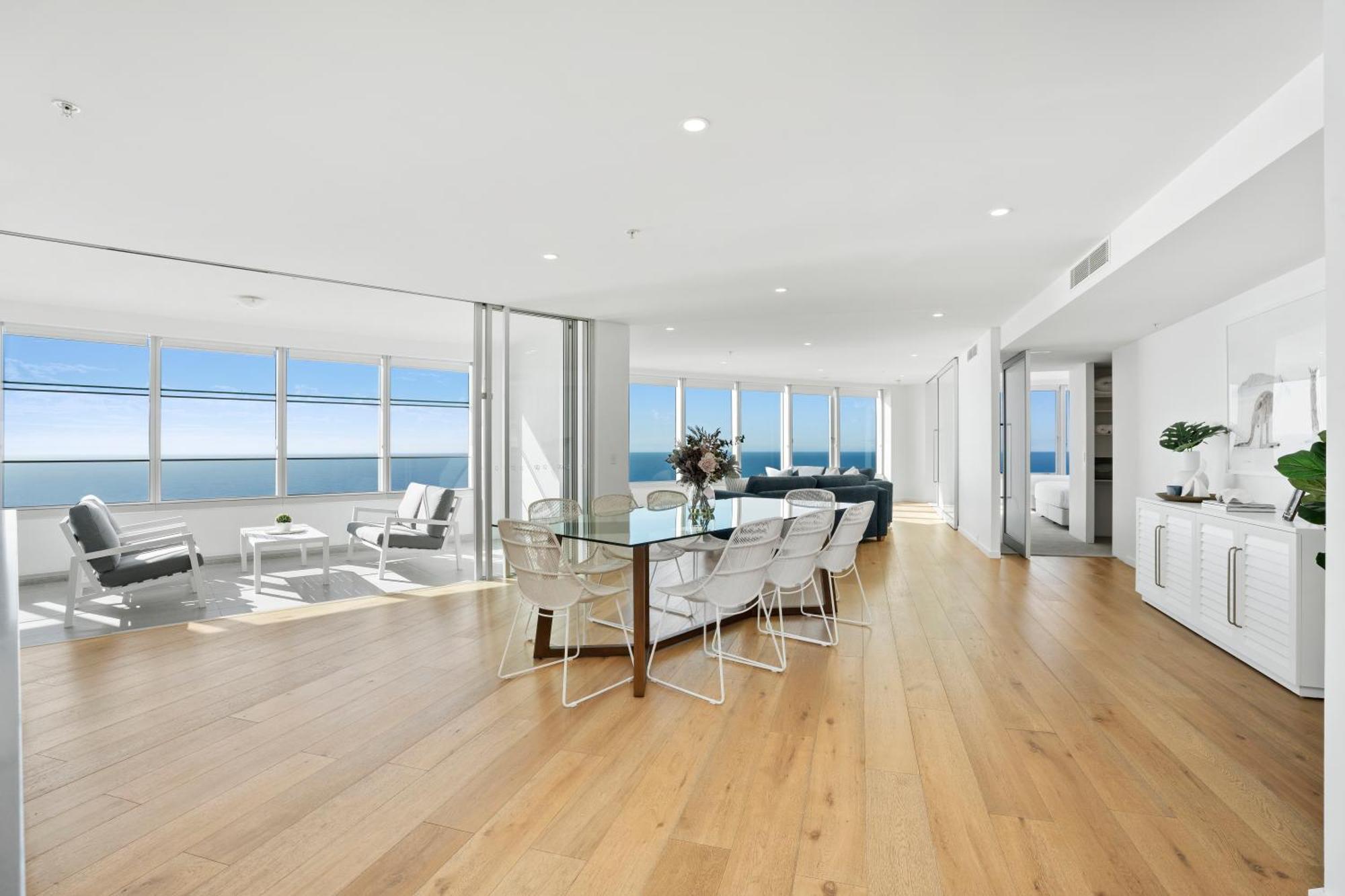 Apartment Designer At Q1 - Gclr Gold Coast