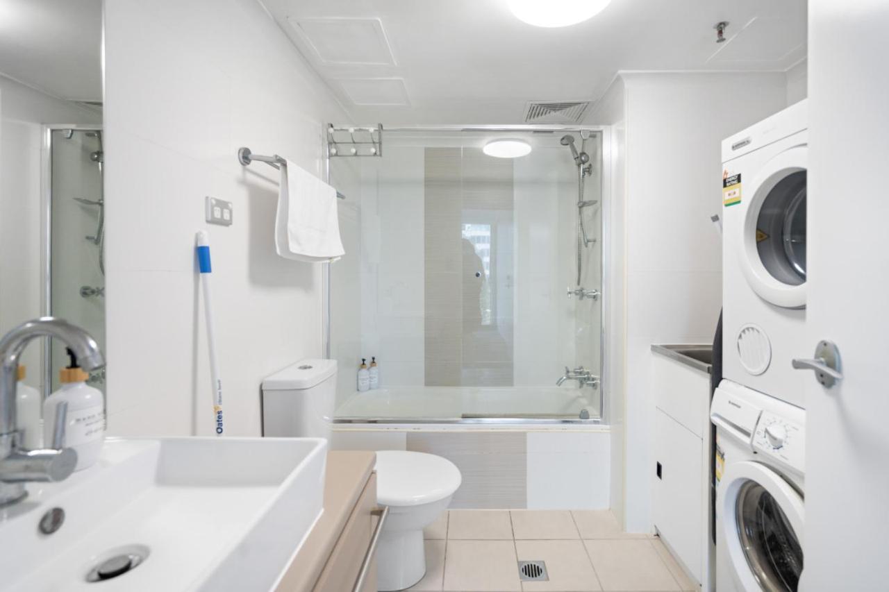 Apartment The Peninsula - Modern Front 2bdr With Parking, Pool & Tennis *