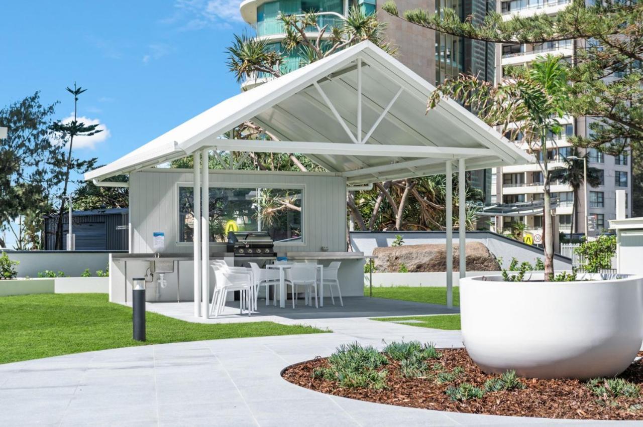 Apartment The Peninsula - Modern Front 2bdr With Parking, Pool & Tennis *