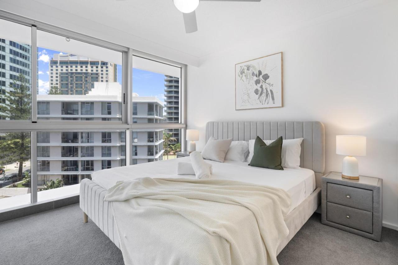 The Peninsula - Modern Front 2bdr With Parking, Pool & Tennis * Gold Coast
