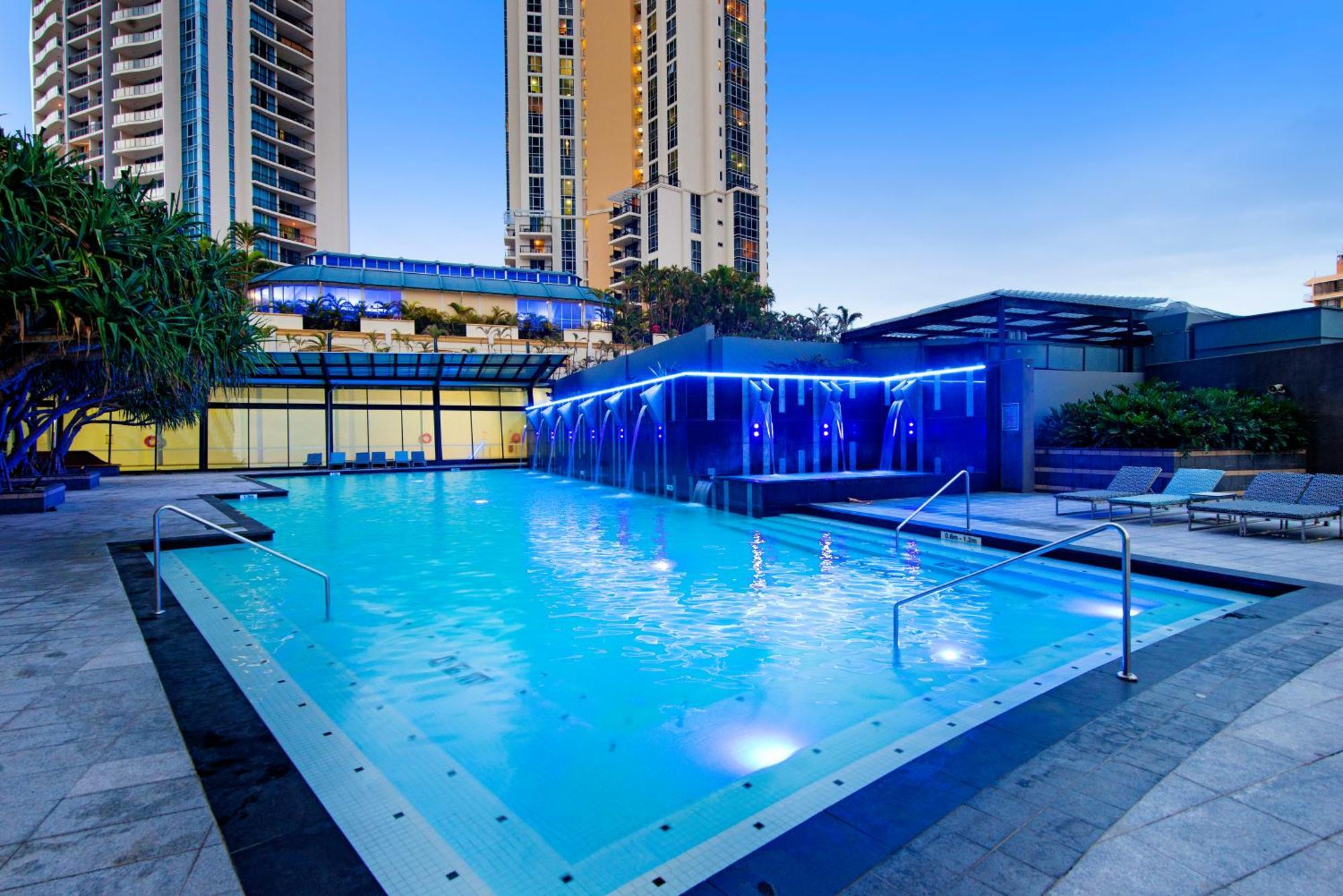 Circle On Cavill - Self Contained & Privately Managed - Wow * Gold Coast