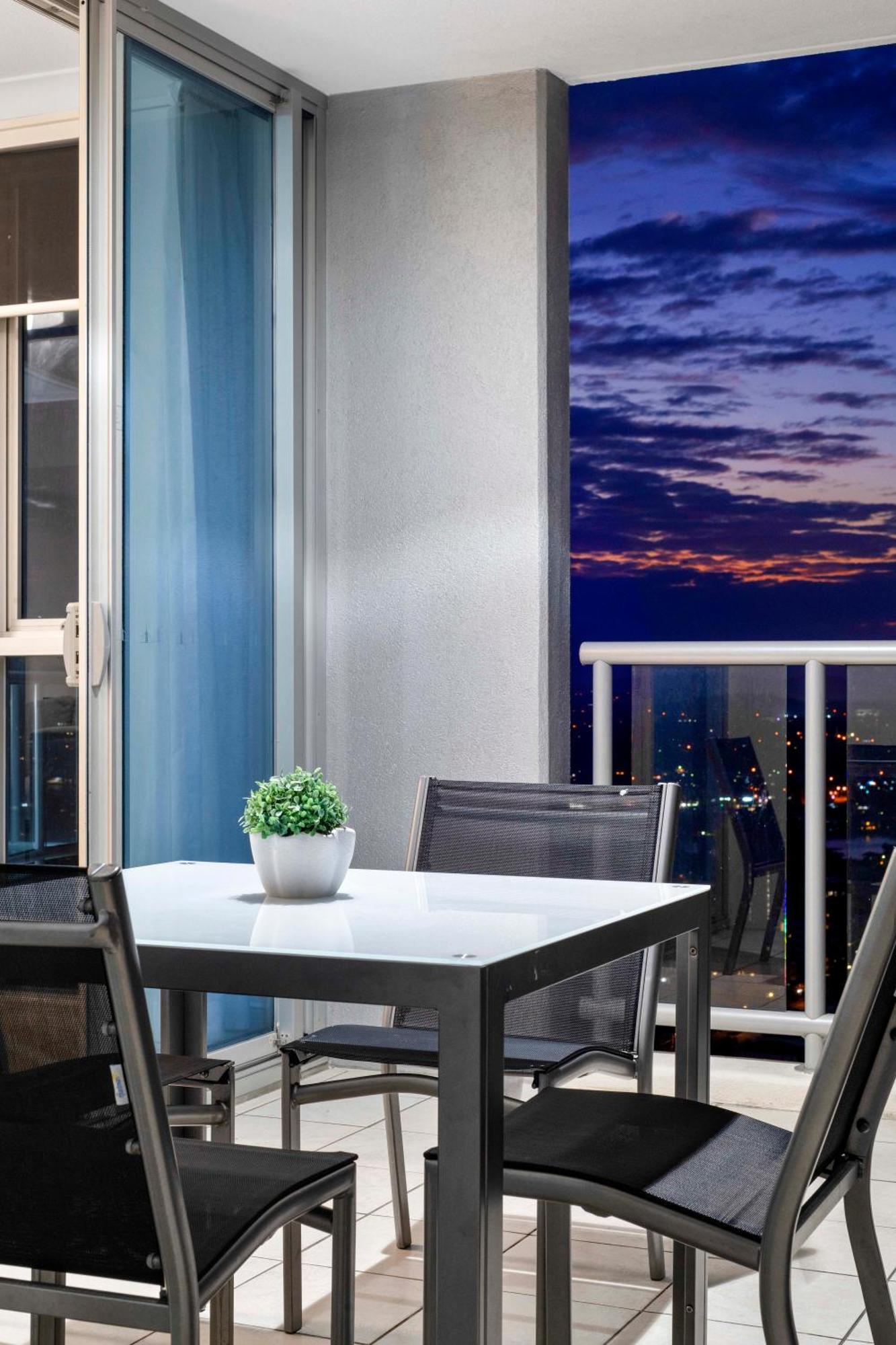 Chevron Renaissance - Self Contained & Privately Managed