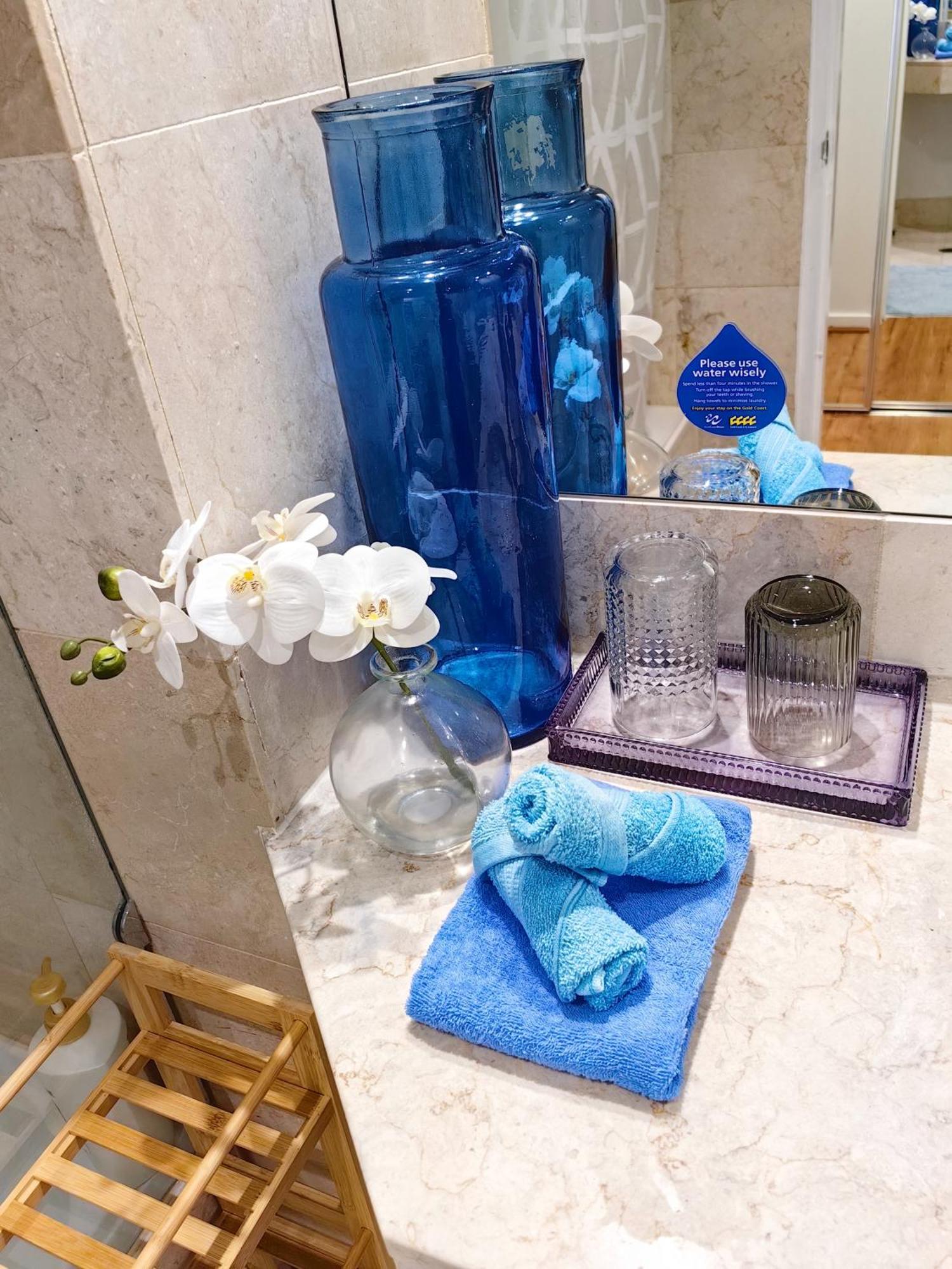 Luxury Escape! Amazing Ocean View Location Get To Everything * Gold Coast