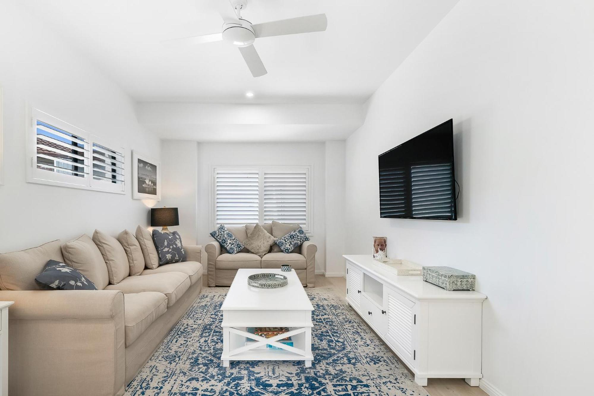 5br Mermaid Waters Luxury