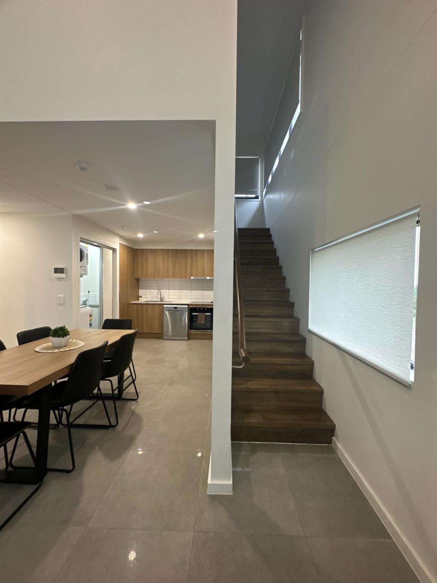 One Block From - New Building 3bd Gold Coast