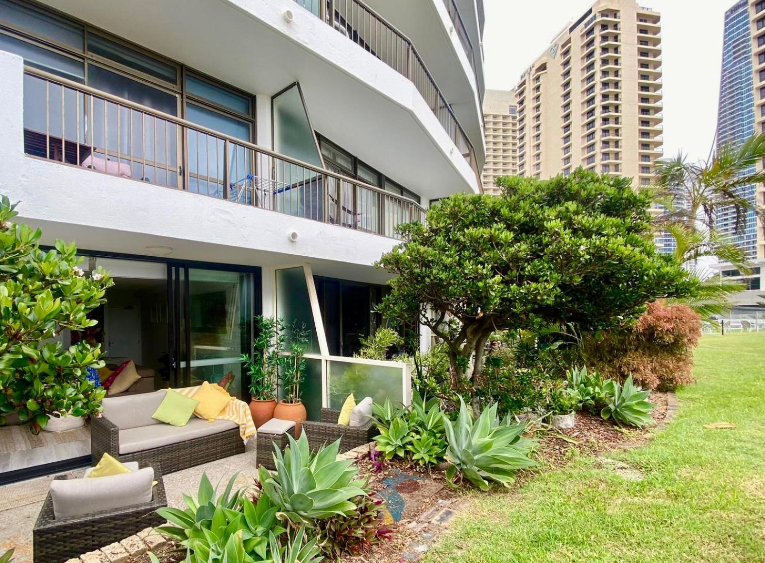 Apartment Oceanfront Family Pool & Bbq