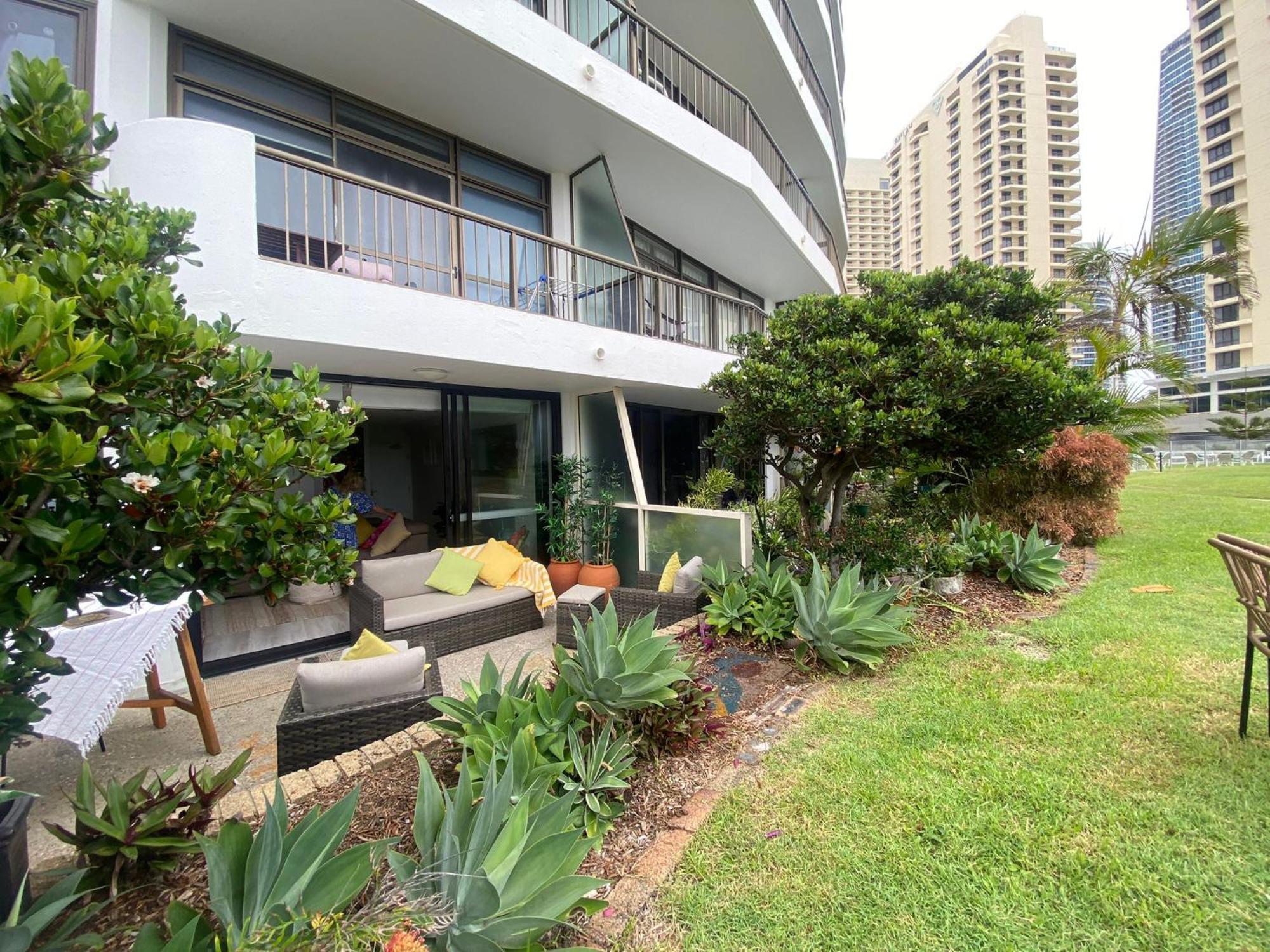 Apartment Oceanfront Family Pool & Bbq