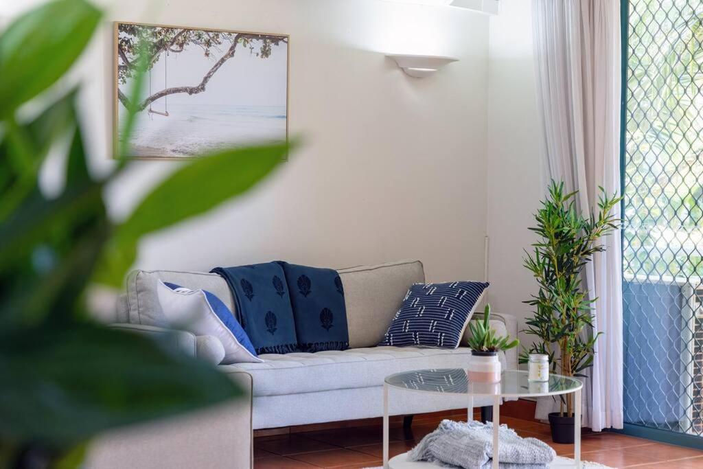 Apartment Currumbin Sands Beachfront Retreat