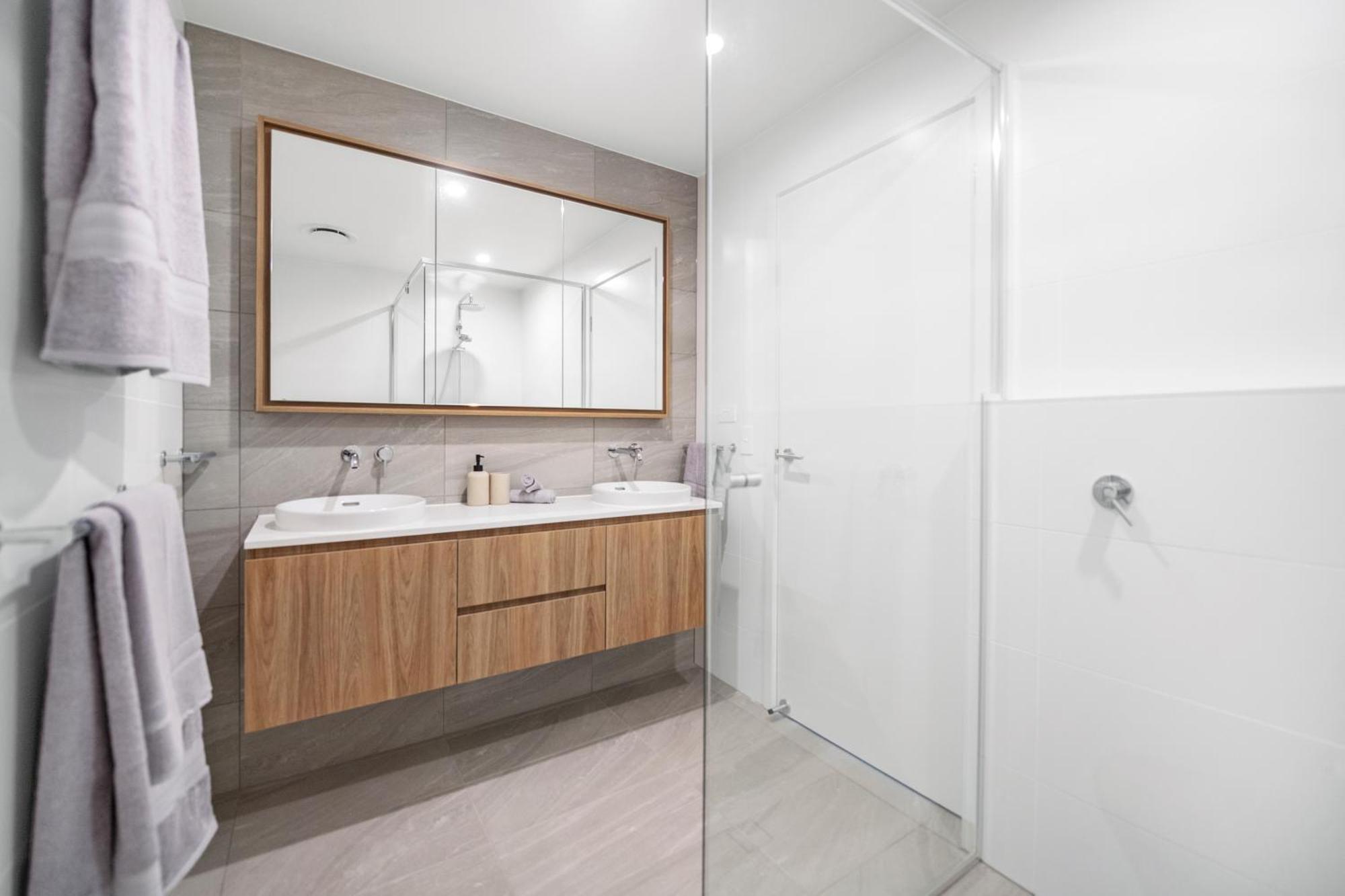 Apartment Village Palm - Brand New 2 Bedroom