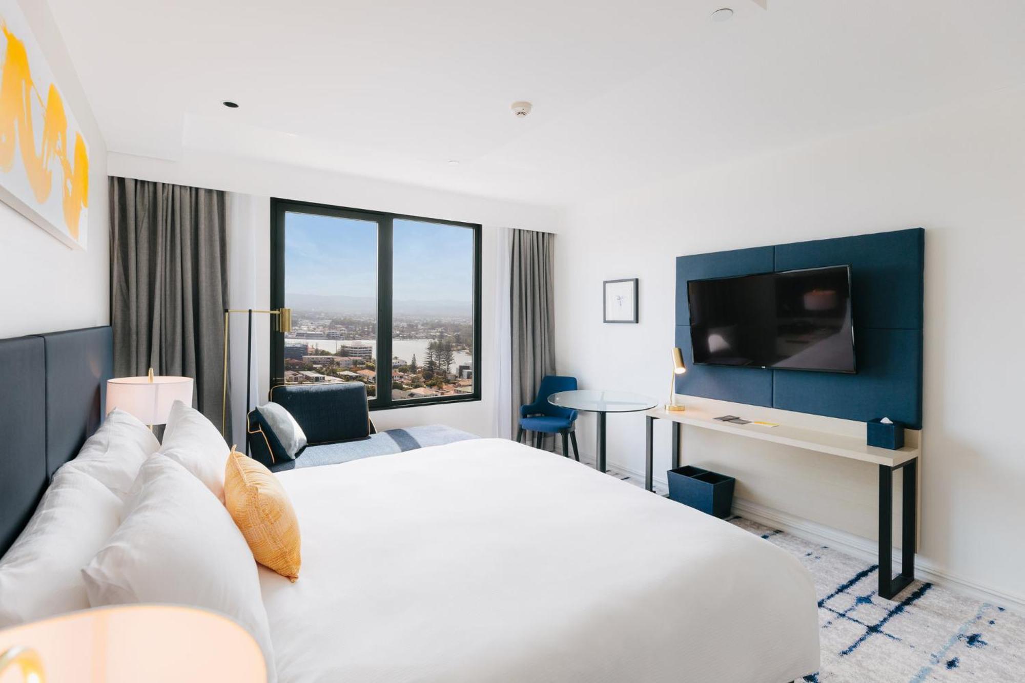 Hotel Voco By Ihg 4*