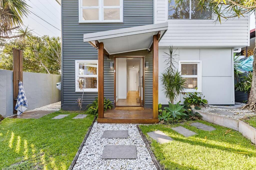 Palm * Gold Coast