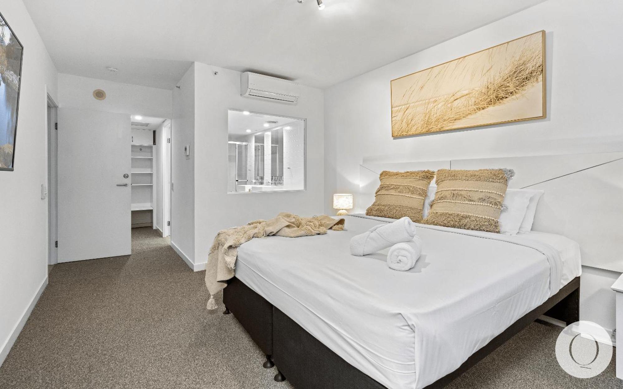 Wings Penthouses - Qstay Apartment *