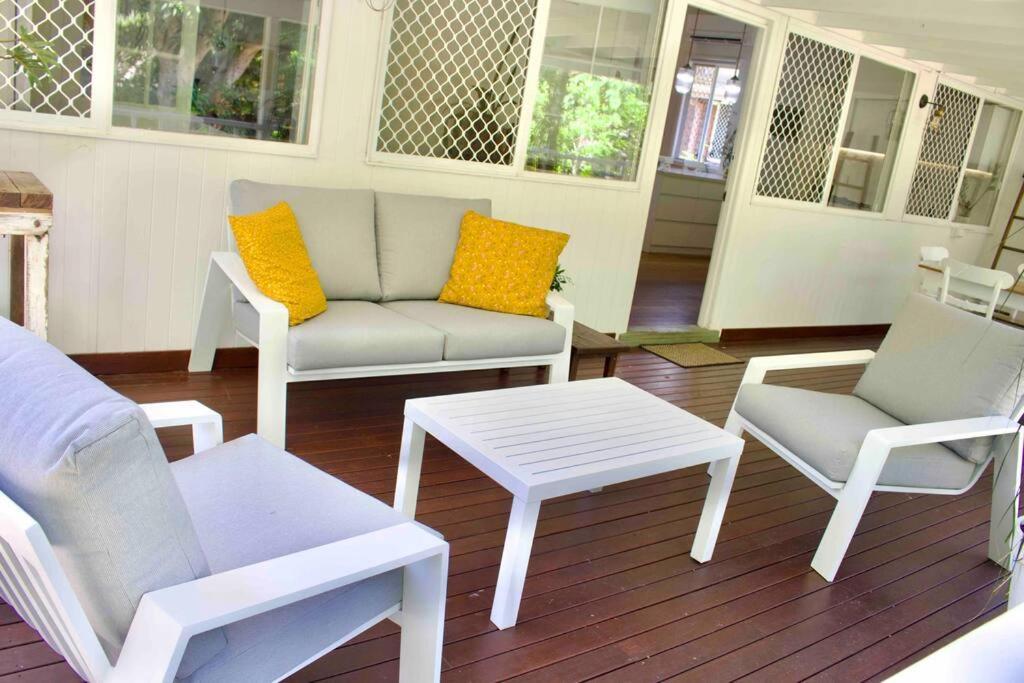 Timeless Elegance Executive With Water Views Gold Coast