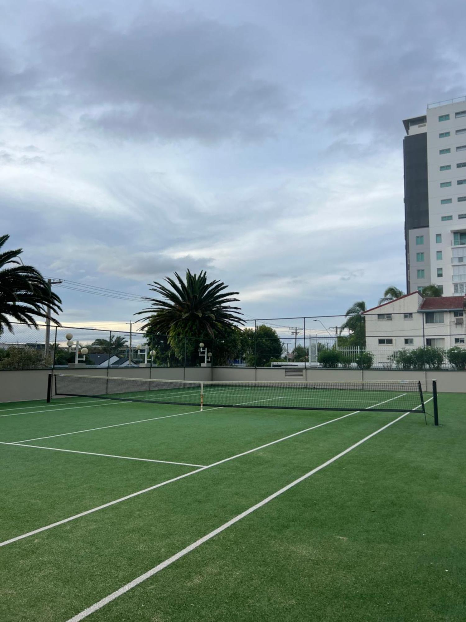 Burleigh Oceanview Apartment Gold Coast