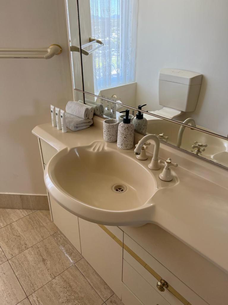 Apartment Burleigh Oceanview Gold Coast