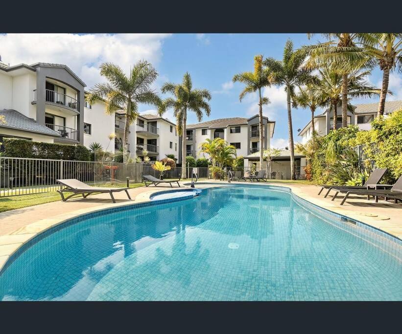 Bilinga Bliss - Luxury Beachfront * Gold Coast