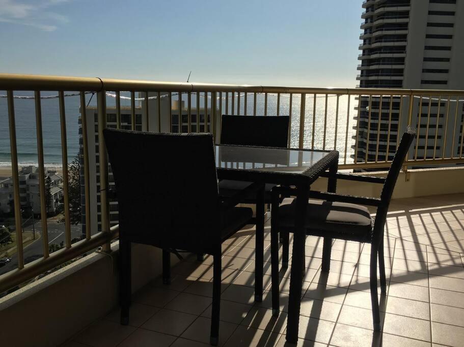 Main High Floor Luxury Contessa Main *