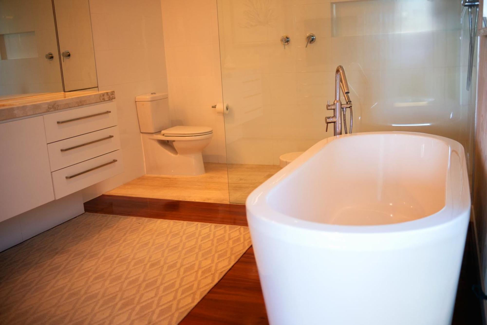 Holiday home Bespoke Burleigh Luxury House *