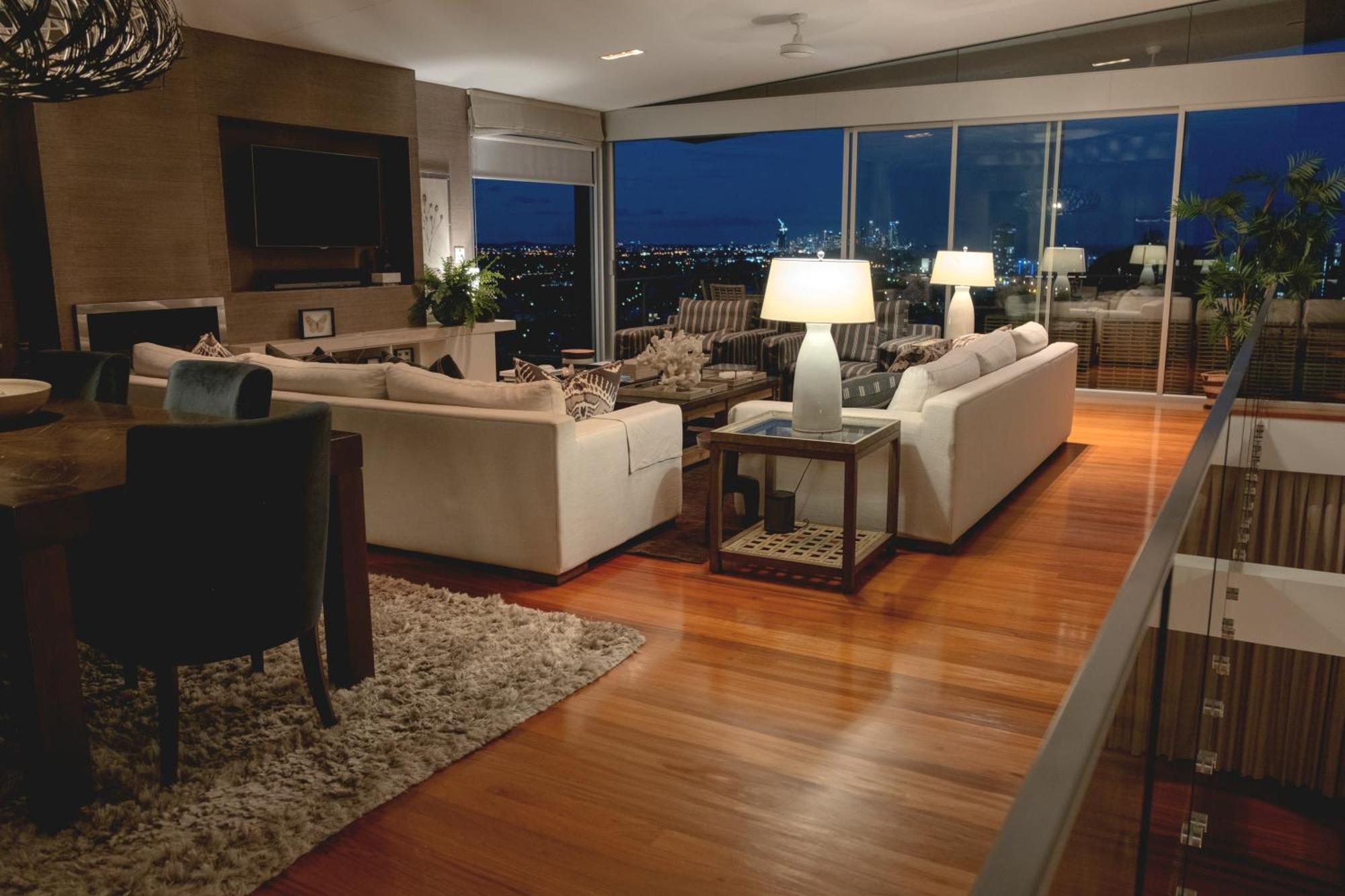 Bespoke Burleigh Luxury House Holiday home