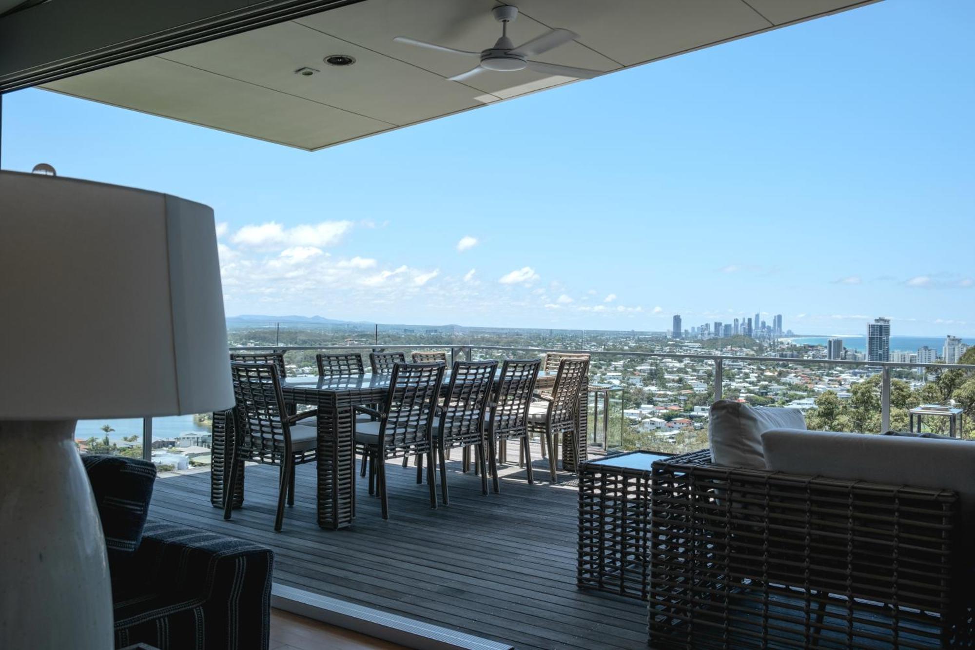 Bespoke Burleigh Luxury House Holiday home Gold Coast