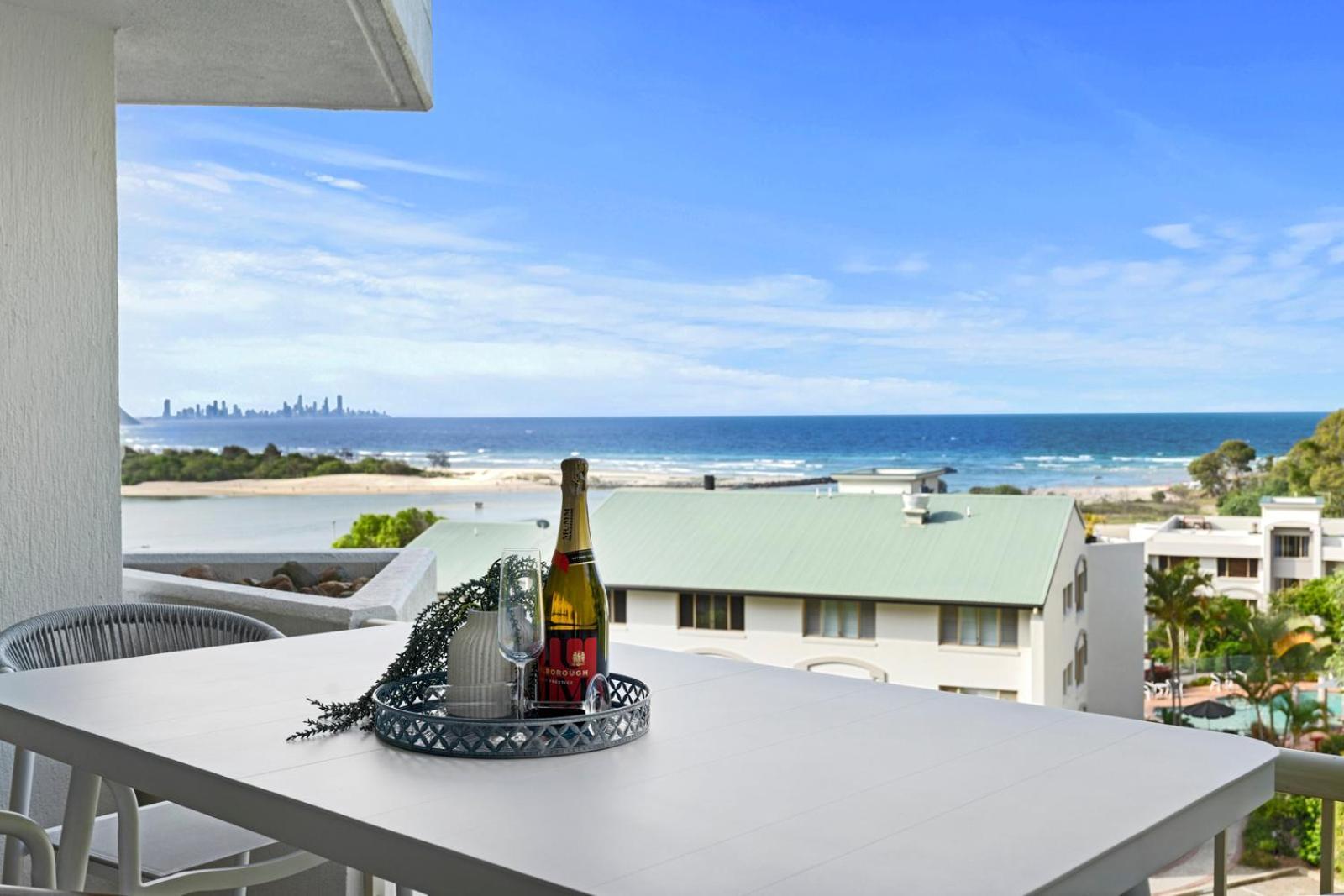 Aparthotel The Hill Currumbin 3*