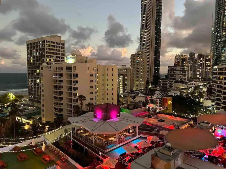 Mantra View Studio 2bd New Apartment