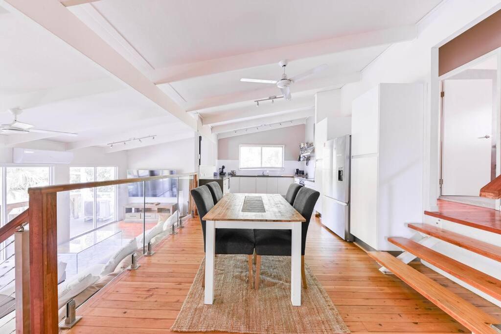 Holiday home 3br1.5ba Family Haven W Parking Gold Coast