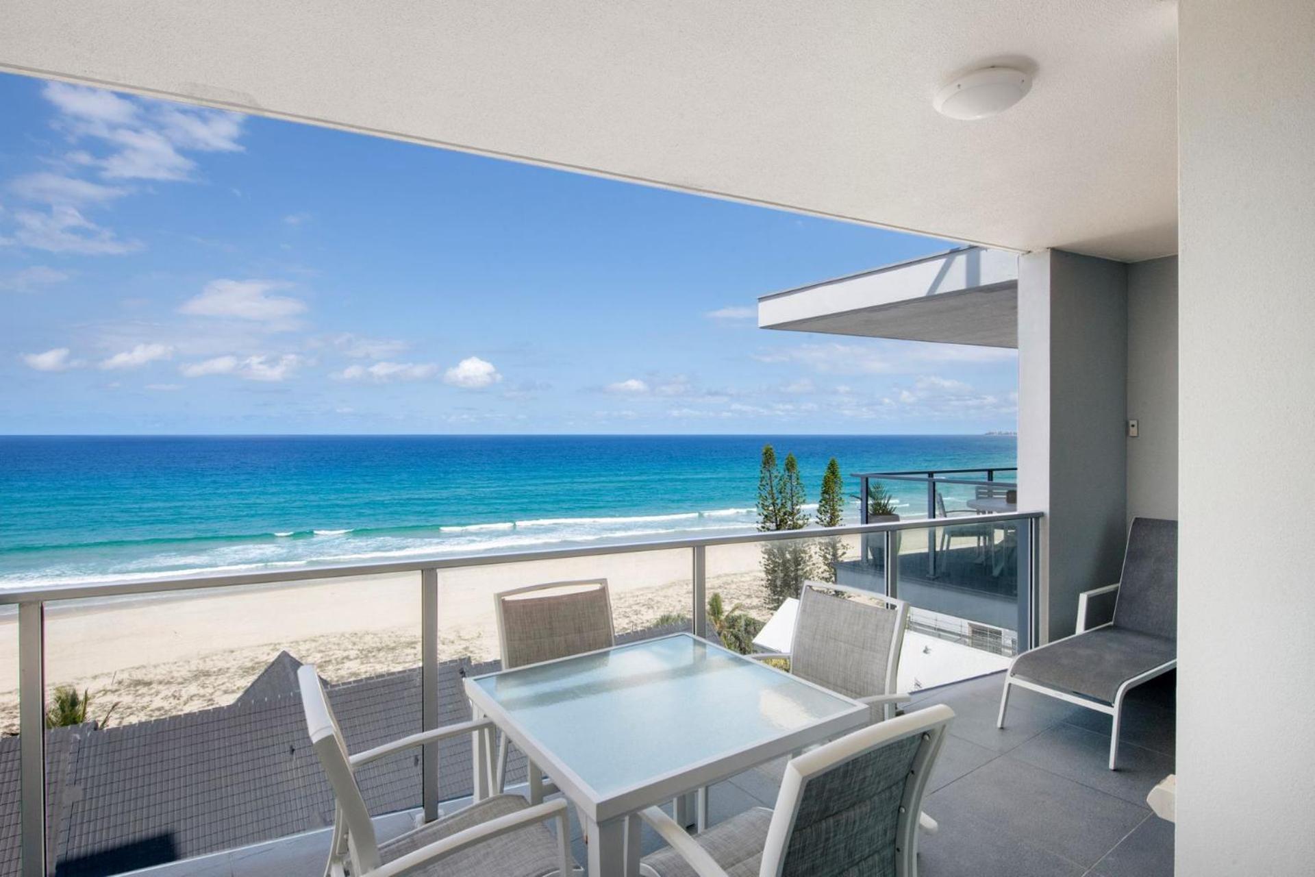 Ocean Views With Rooftop Pool - Coasthm * Gold Coast