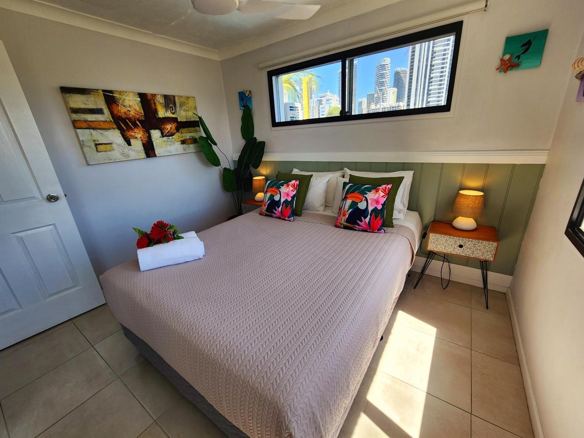 Broadbeach, Stylish Close To Everything