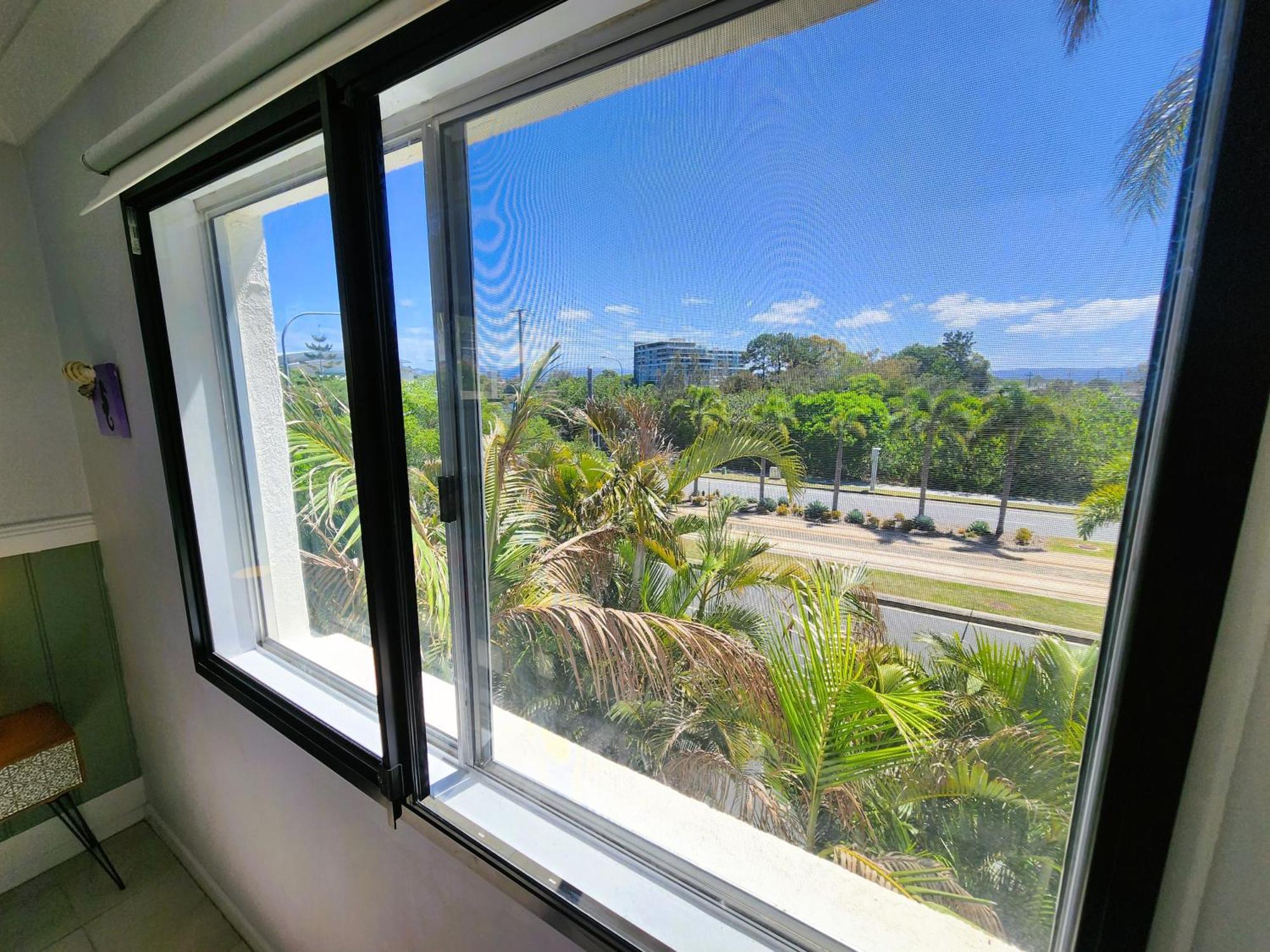 Broadbeach, Stylish Close To Everything Apartamento *