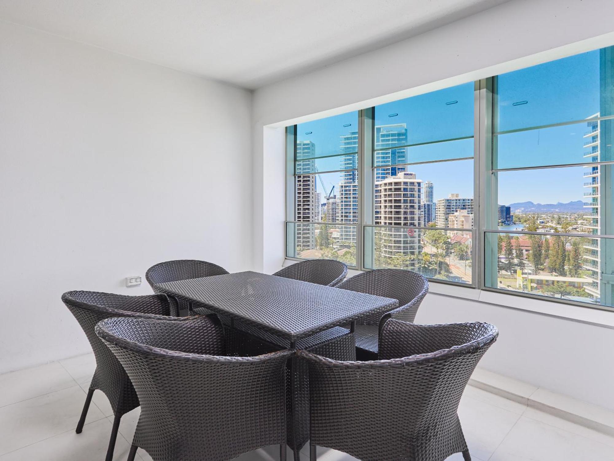 Serain Residences On 9 Hamilton Avenue