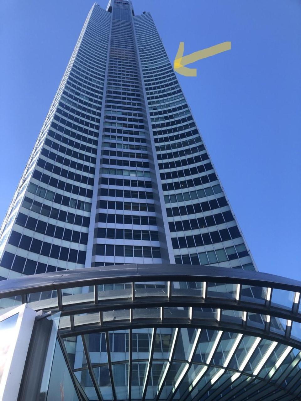 Deluxe Private In Surfers Paradise Apartment