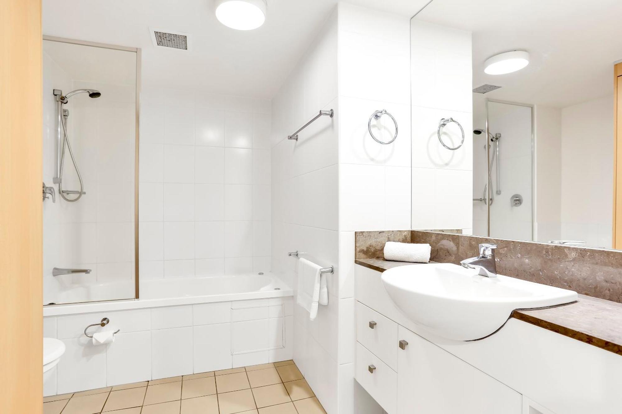 Apartment Glam & Stylish Broadbeach 2br