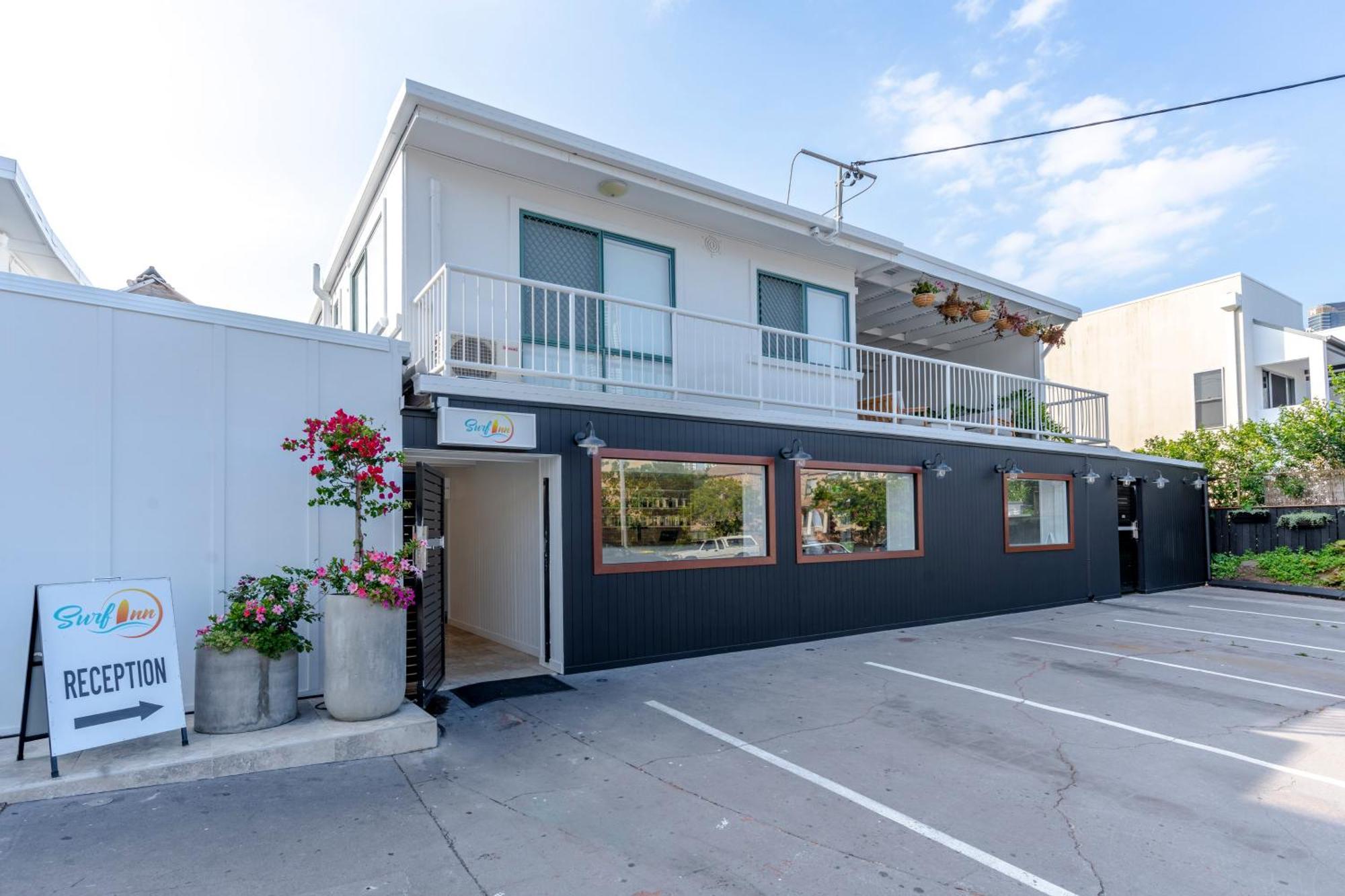 Hostel Surf Boutique Backpackers - Free Breakfast *