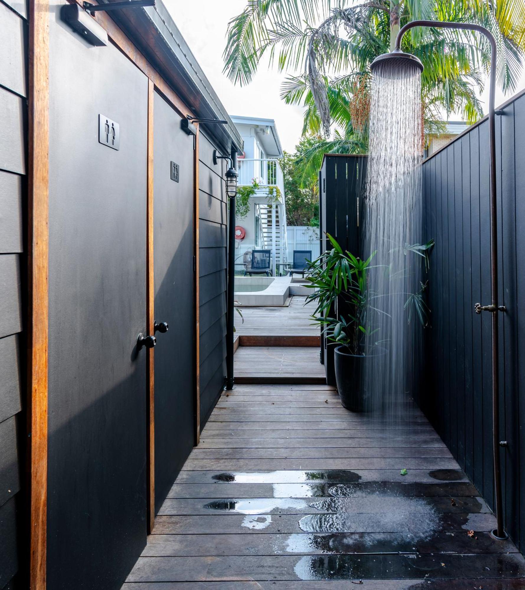 Surf Boutique Backpackers - Free Breakfast * Gold Coast