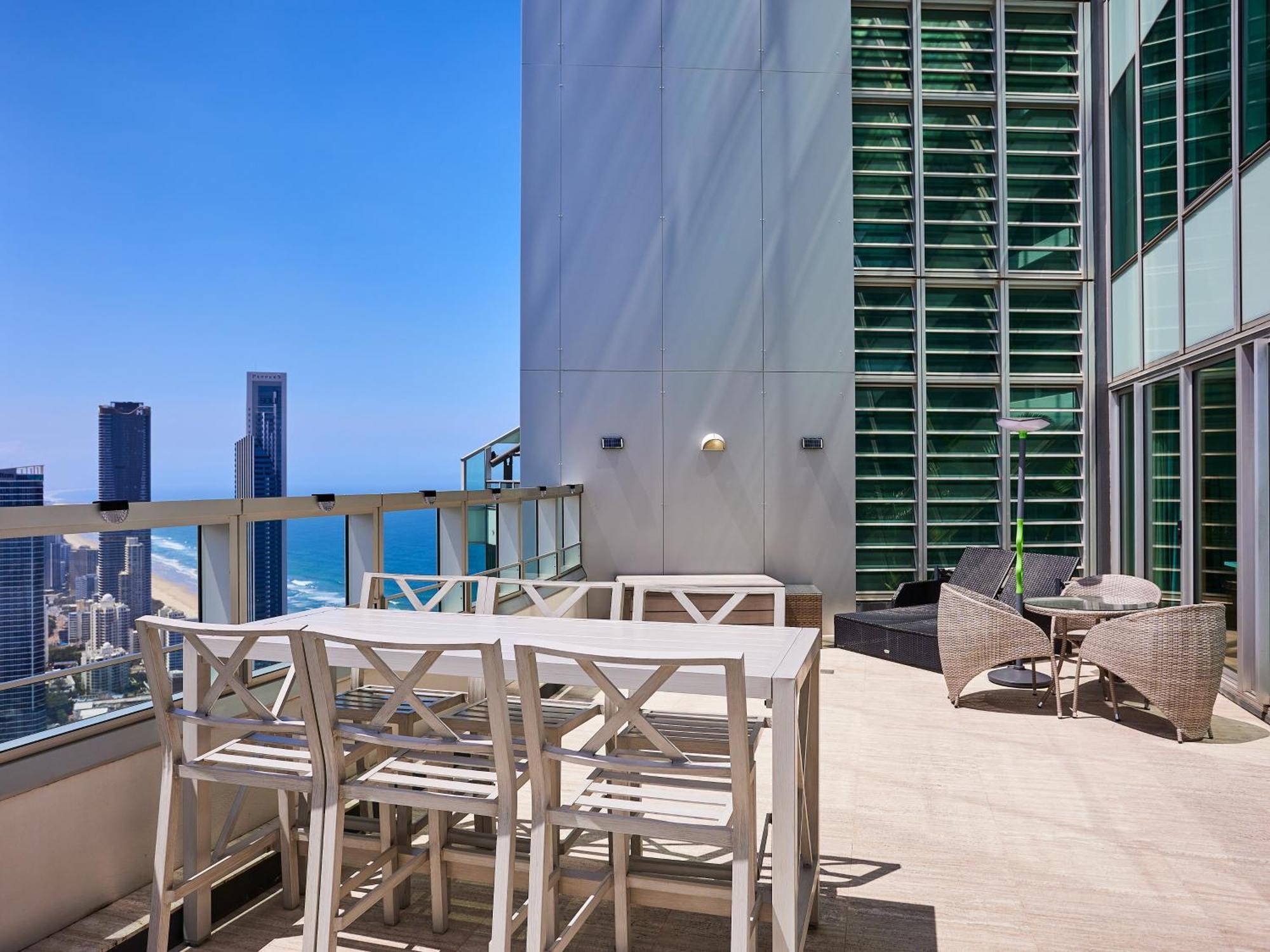 Apartamento Serain Residences On 9 Hamilton Avenue