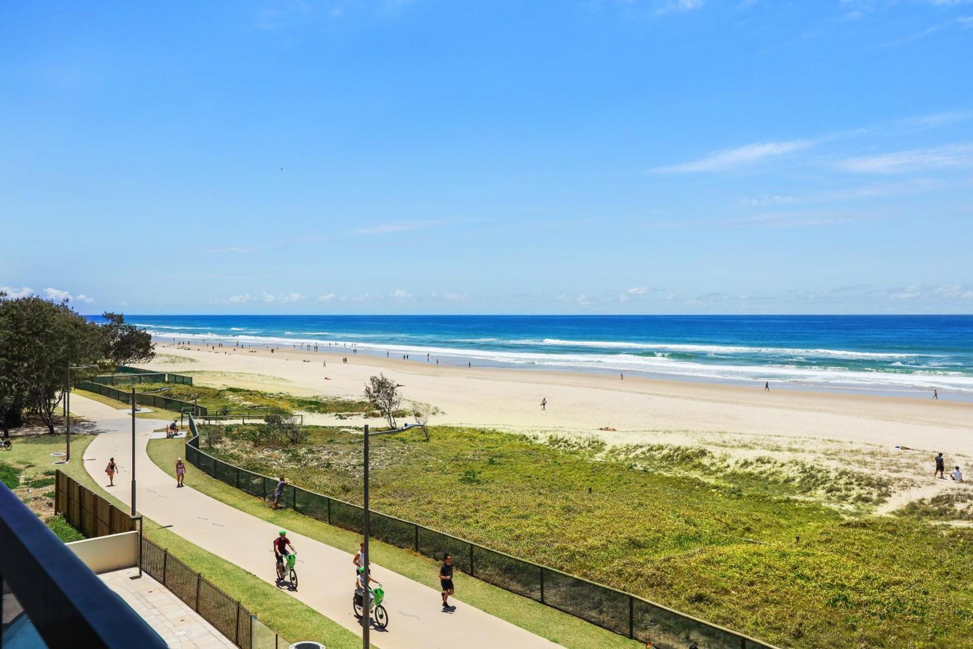 Apartment Salty Joe's Beachfront Retreat Gold Coast
