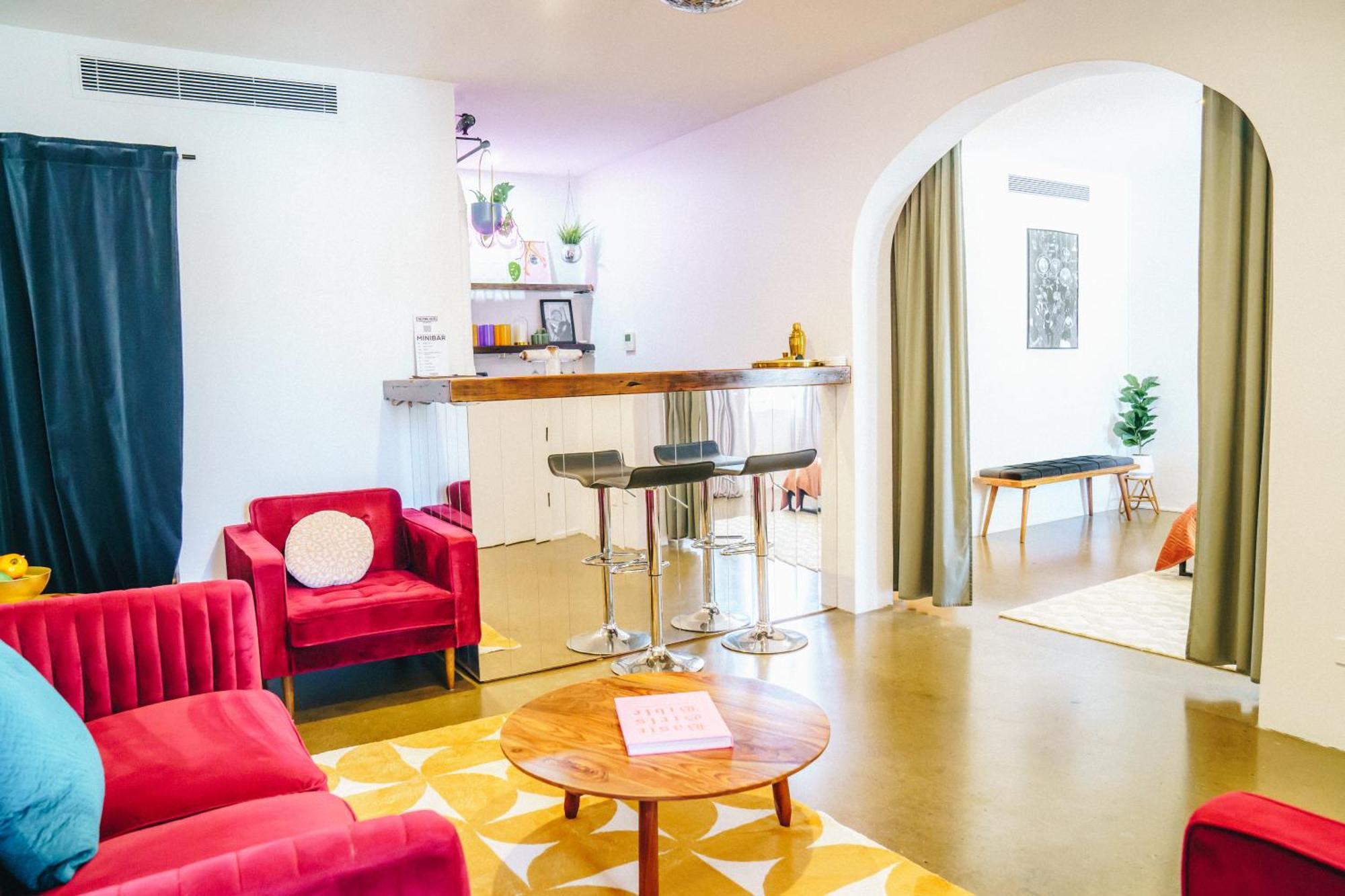 The Pink Coolangatta 4*