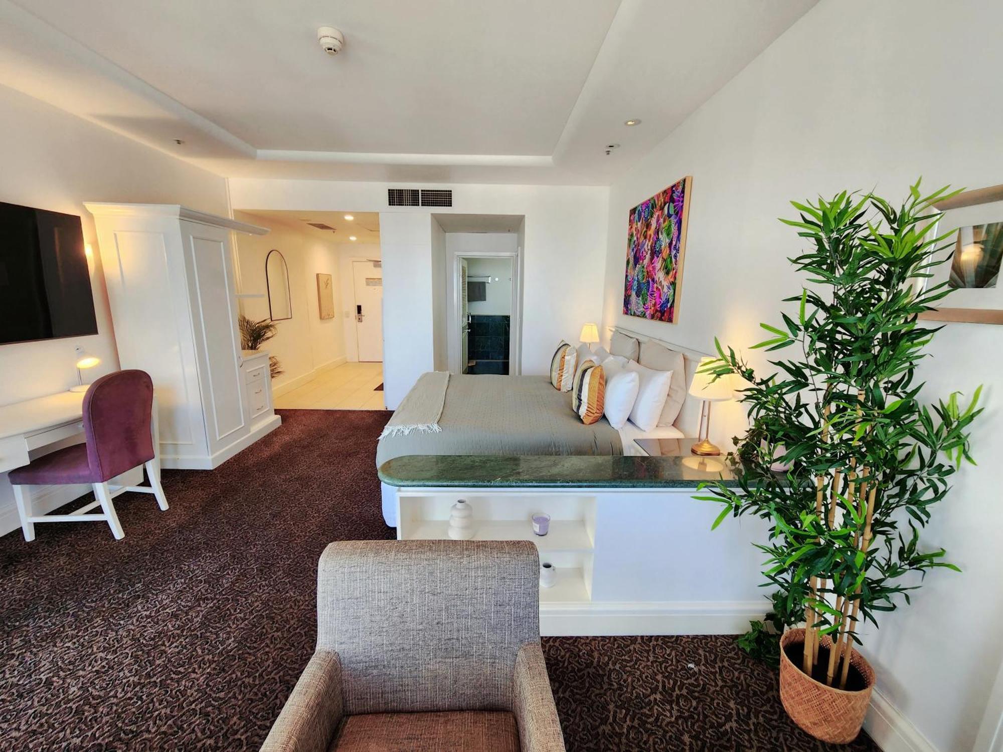 Deluxe Private And - Ocean Views *