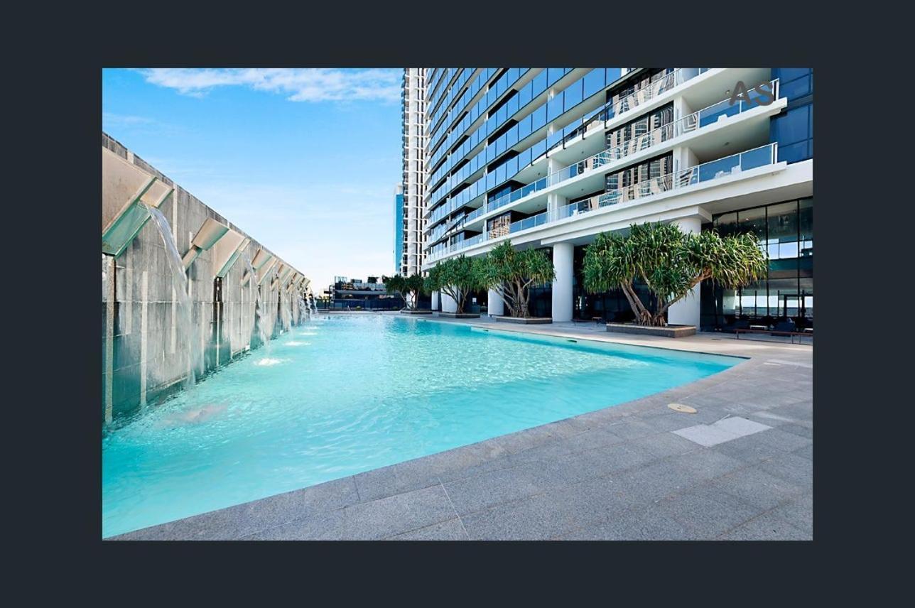 Circle On Cavill - Private - Apartment Gold Coast