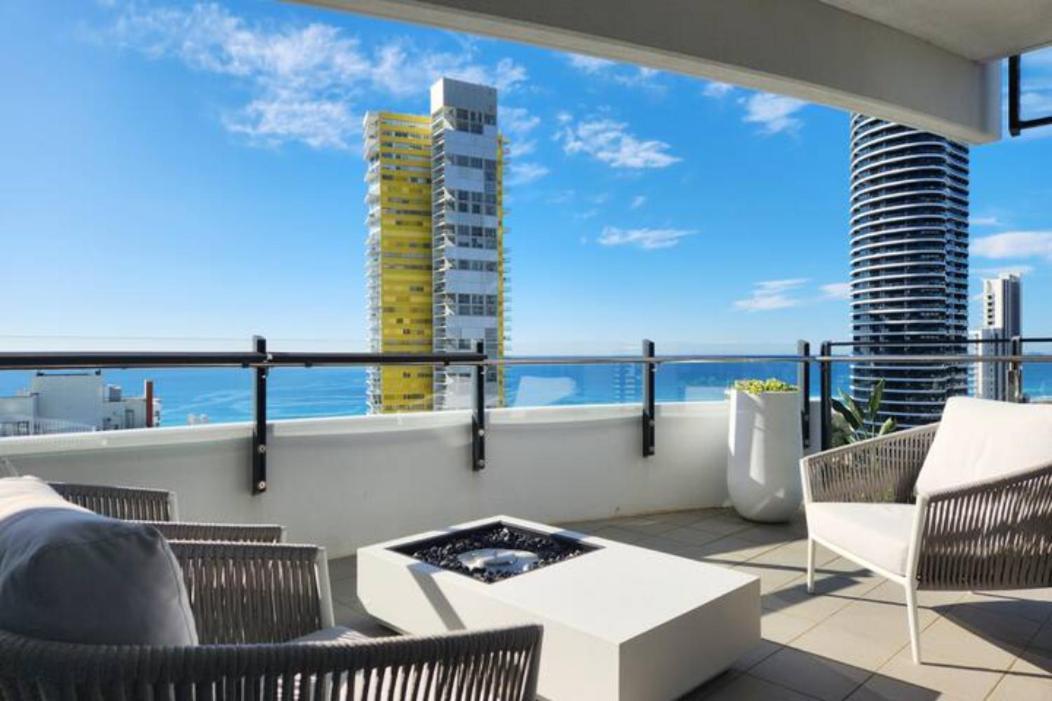 Apartment Modern Luxury With Breathtaking Ocean Views *