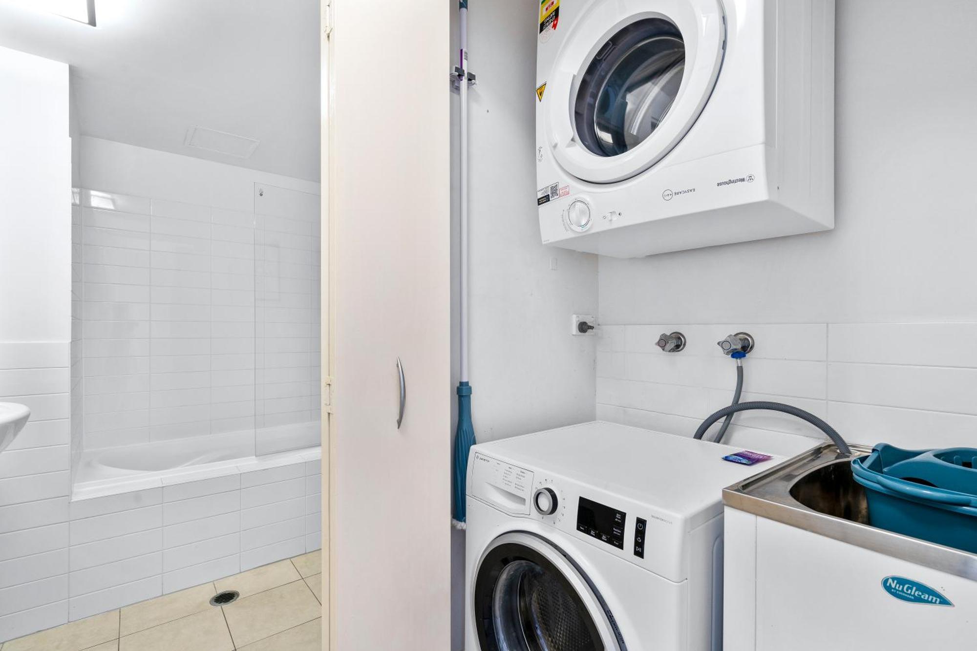 Apartment Wings - Qstay *