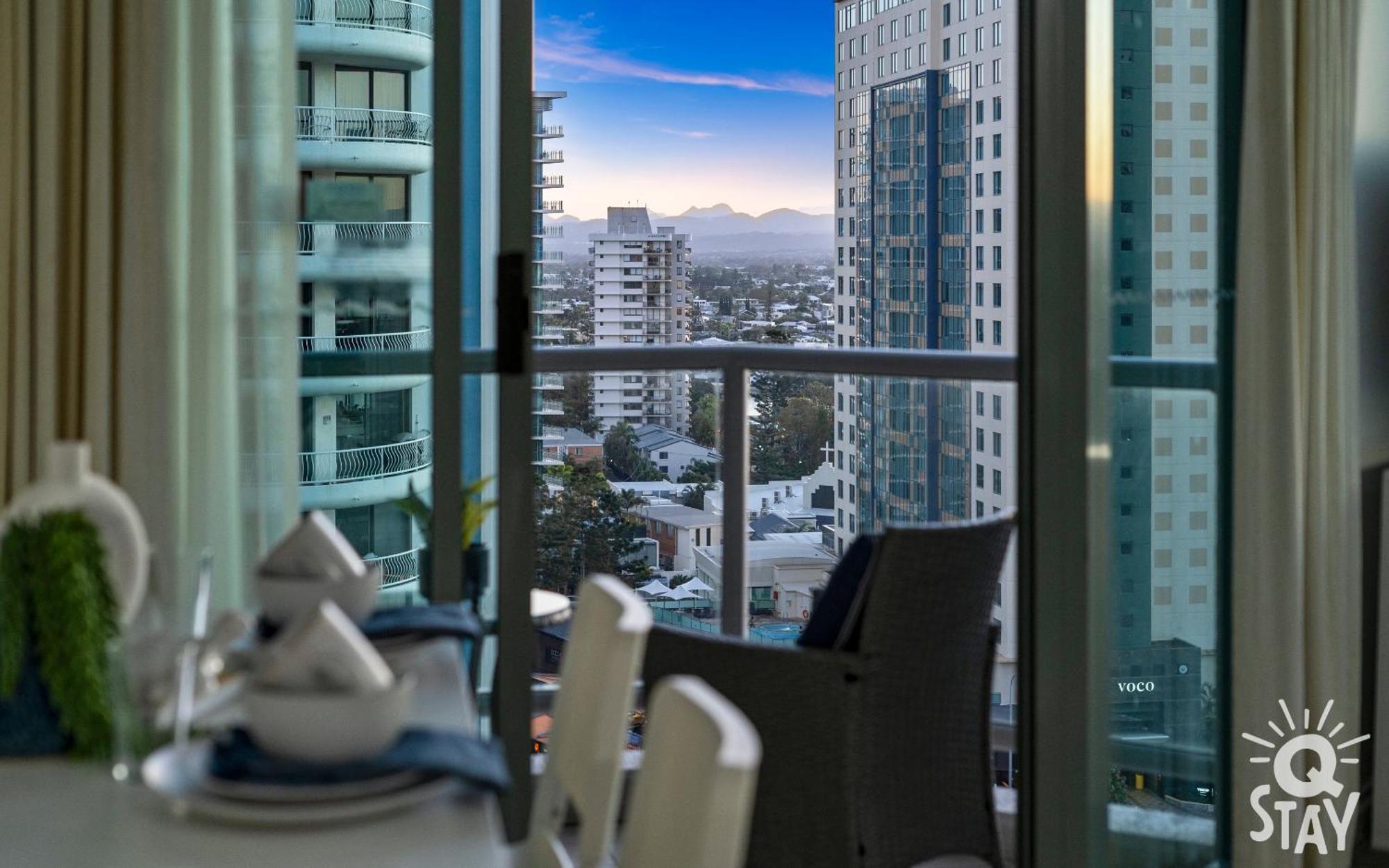 Legends Surfers Paradise Mid Week Madness Deal - Q Apartment