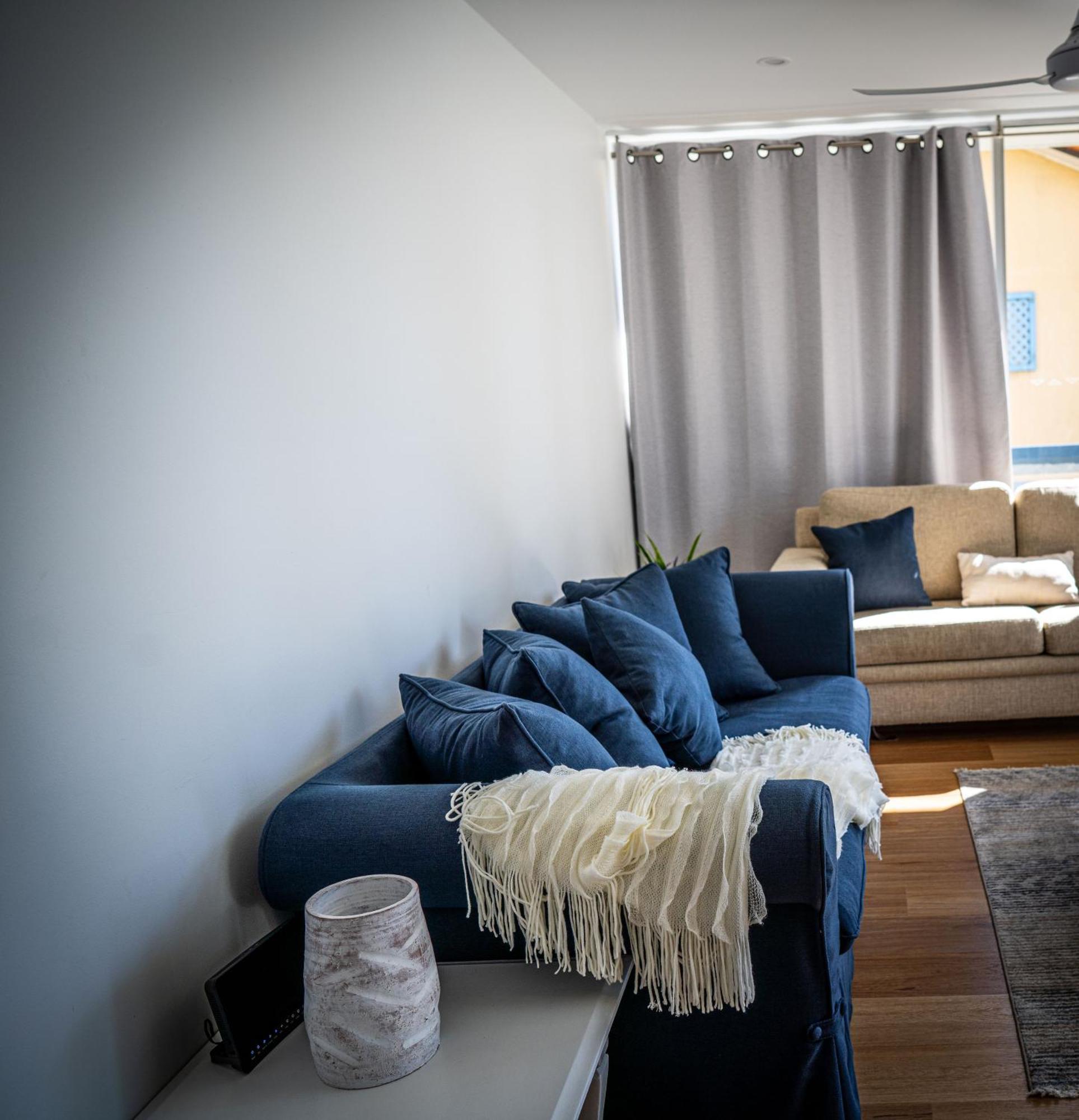 Apartment Entire Beachside 2 Bedroom Unit