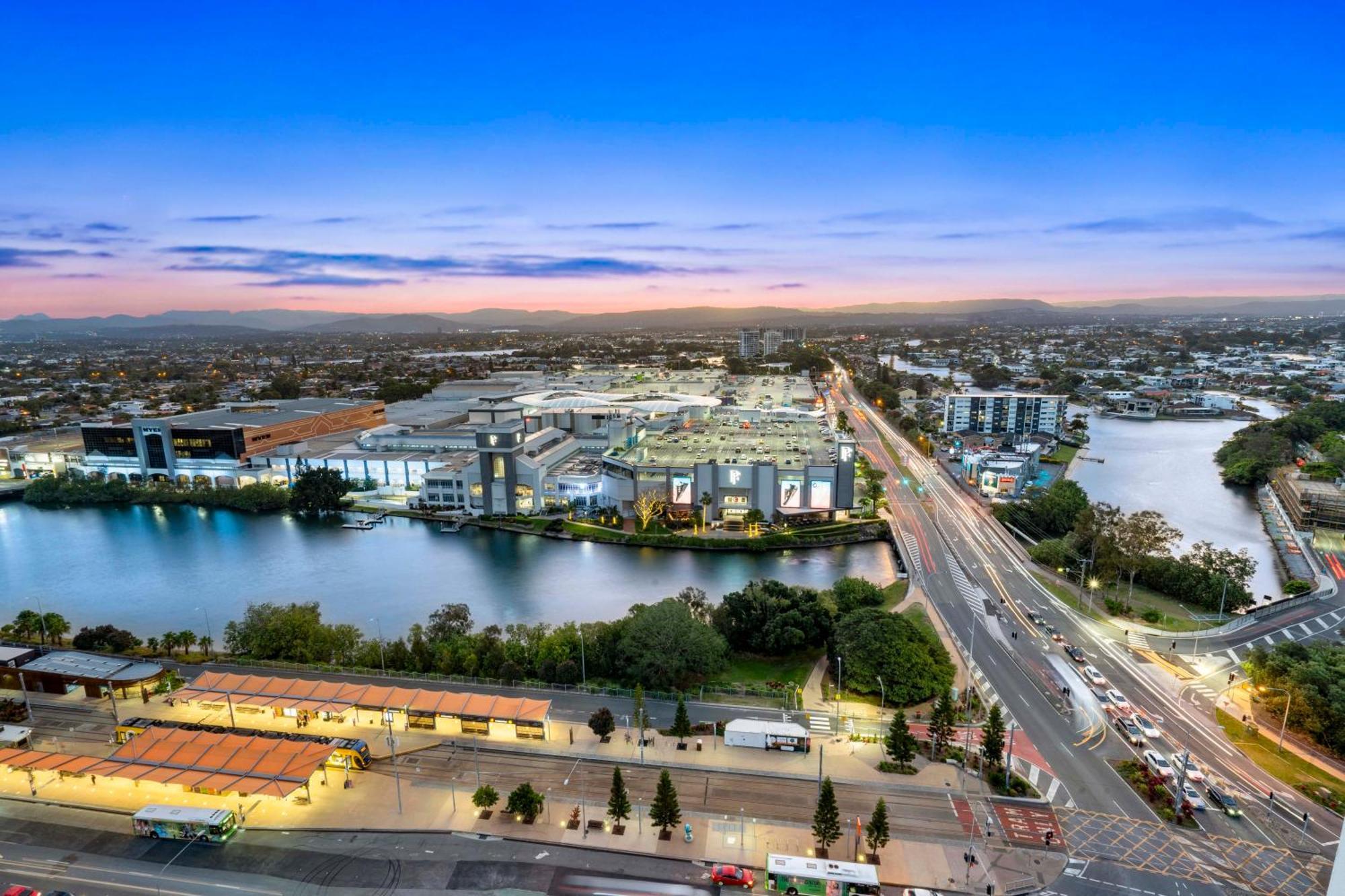 Sierra Grand In Broadbeach - Self Contained & Privately Managed - Wow Gold Coast
