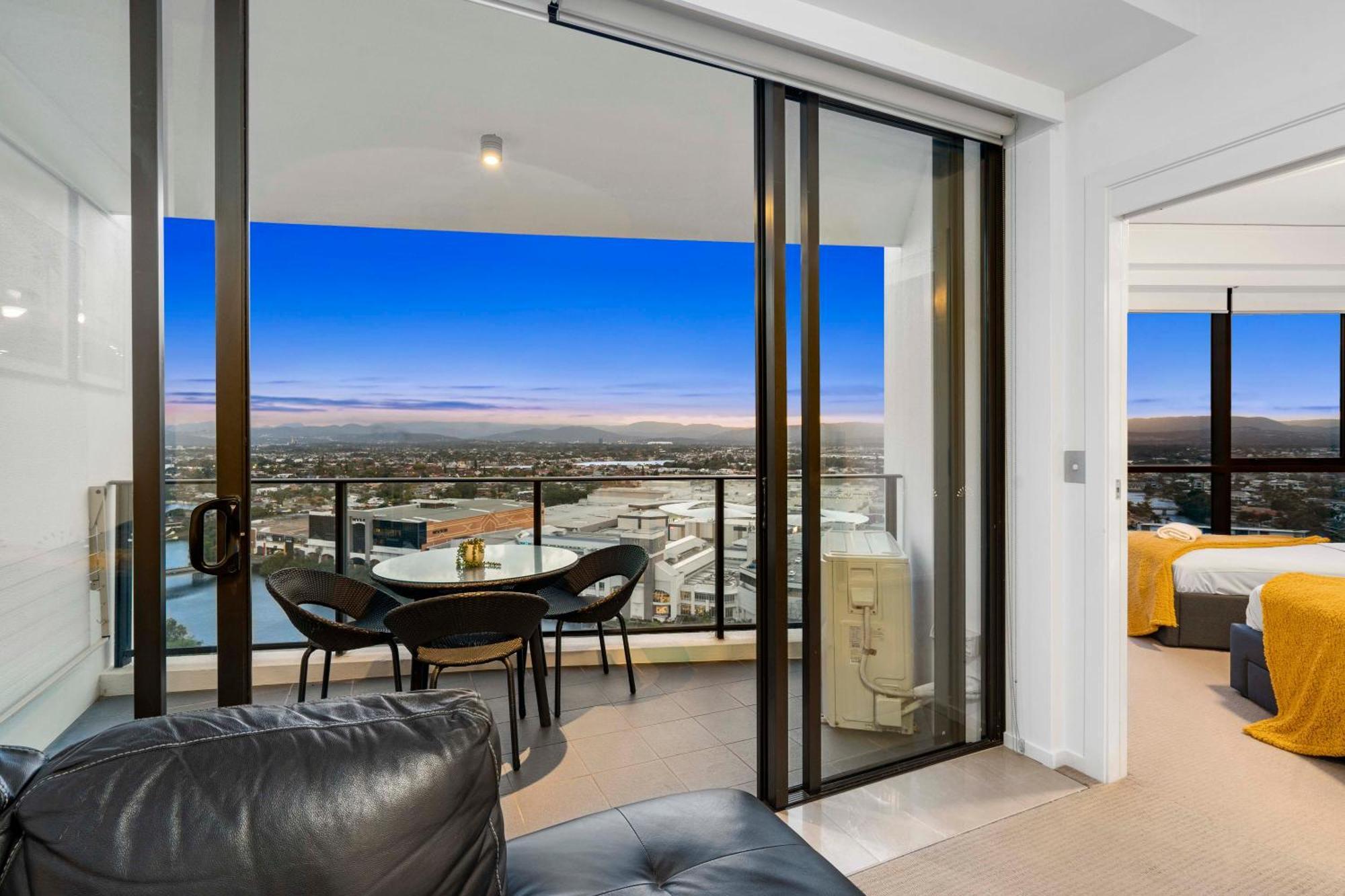 Sierra Grand In Broadbeach - Self Contained & Privately Managed - Wow Apartamento