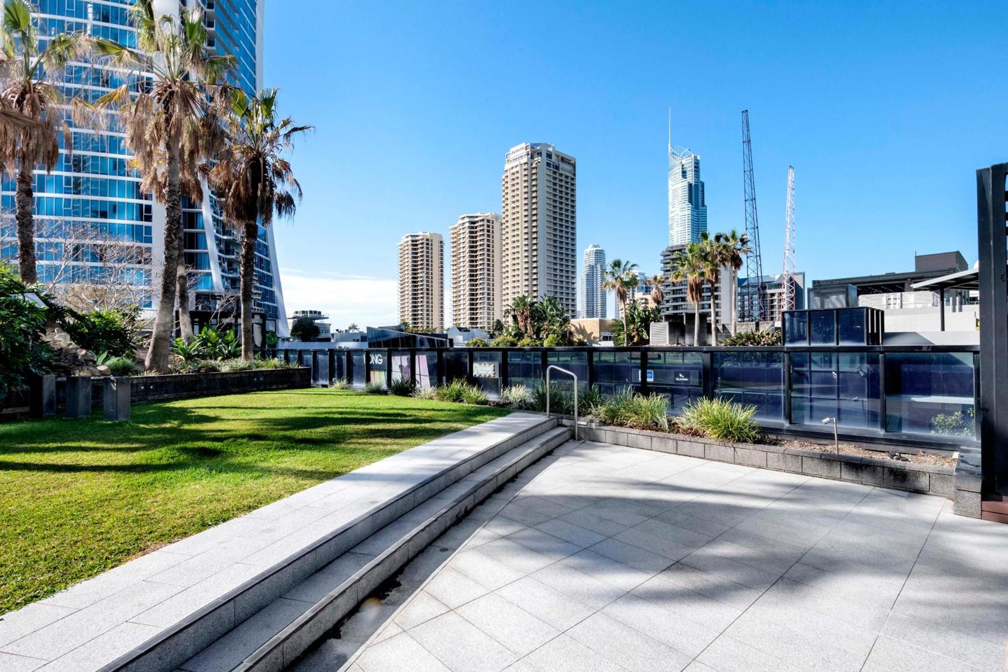 Ocean Views! - One Bedroom With - From Level 9 - Circle On Cavill - Self Contained & Privately Managed - Wow Apartment *