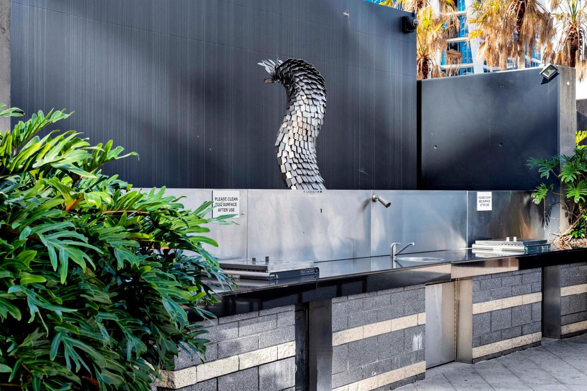 Two Bedroom Self Contained - Circle On Cavill - Privately Managed Apartment Gold Coast