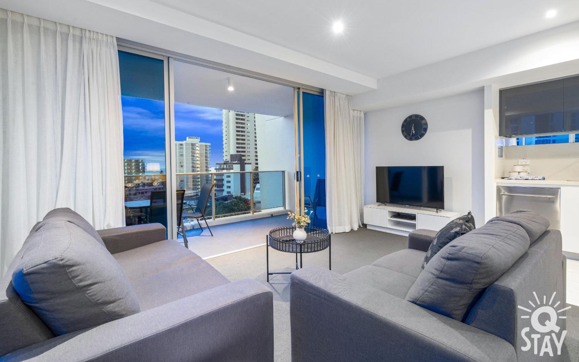 H Residences - Qstay